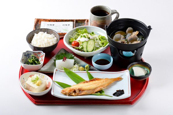 朝食